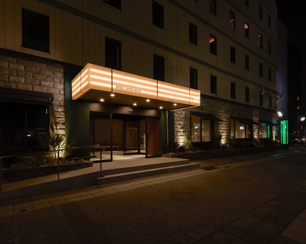 BASE LAYER HOTEL