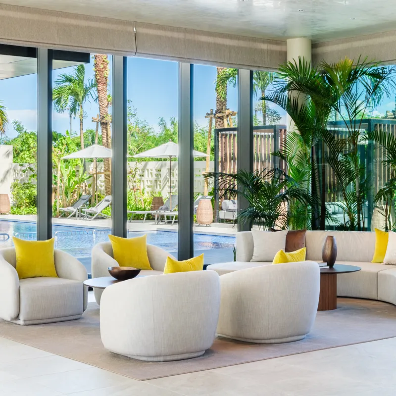 ラウンジエリア